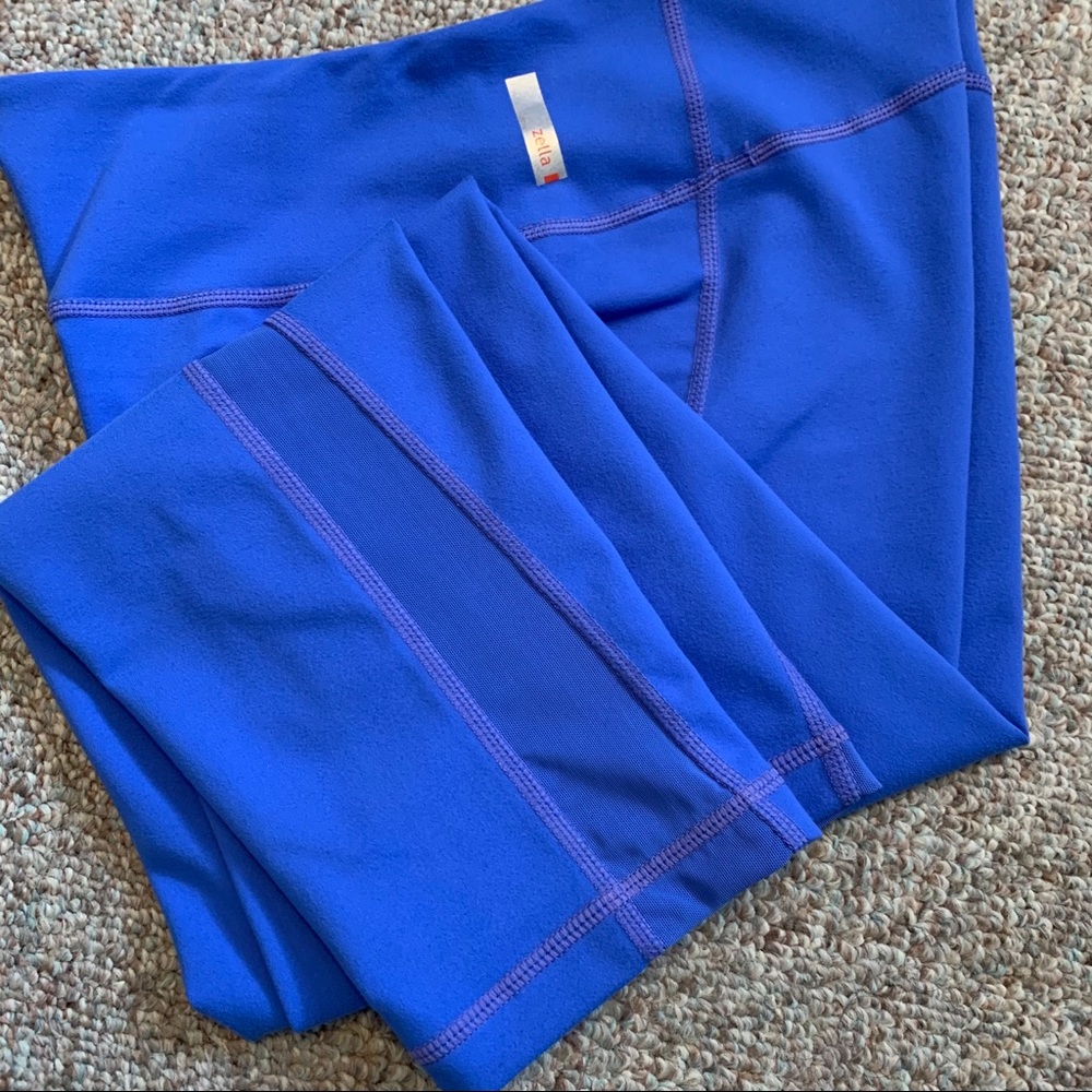 Zella cropped capri leggings